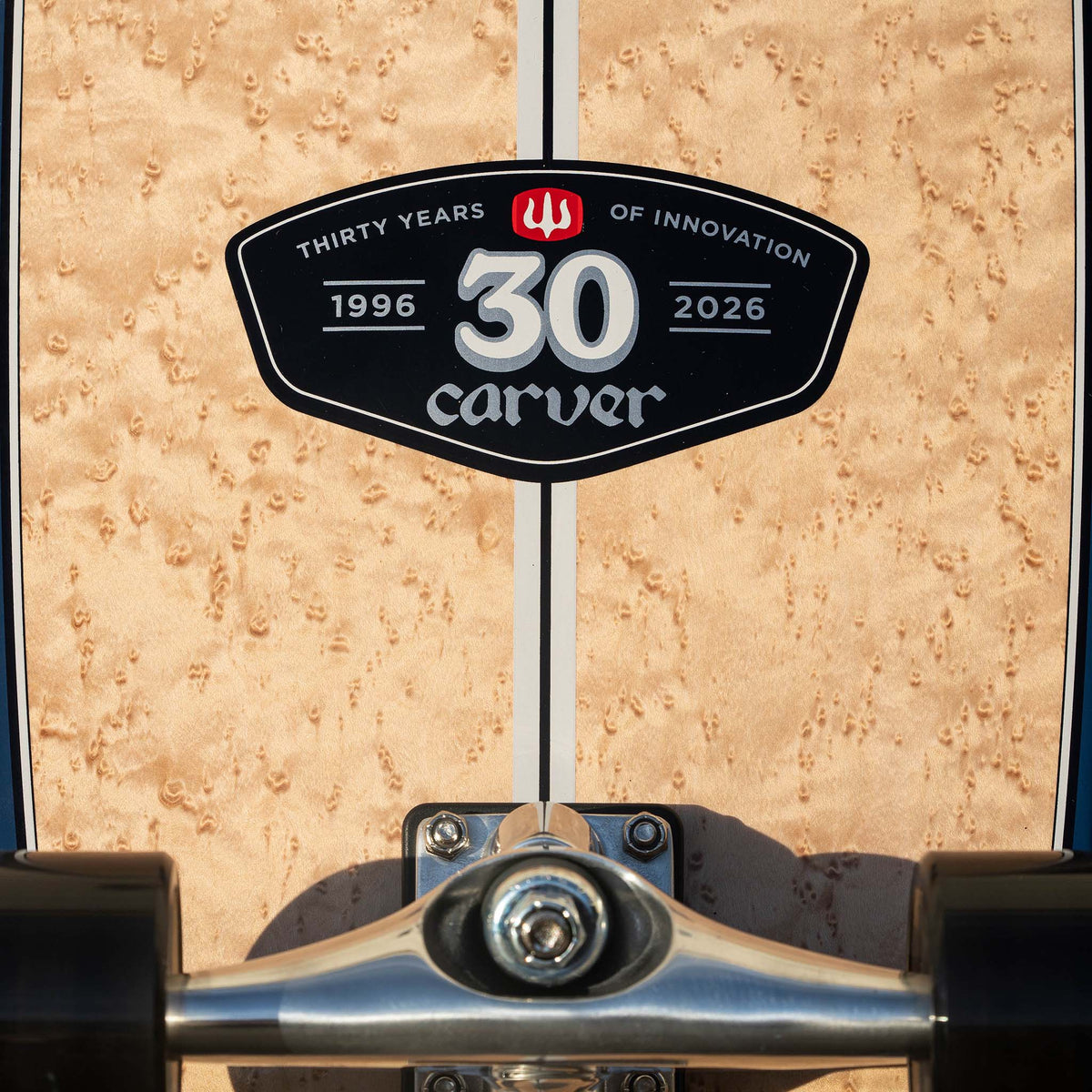 Carver 30 Year Limited Edition — placage érable moucheté
