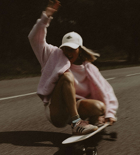 Hansie Reitzer, rider français de la team Carver Europe, surfeur et surfskateur