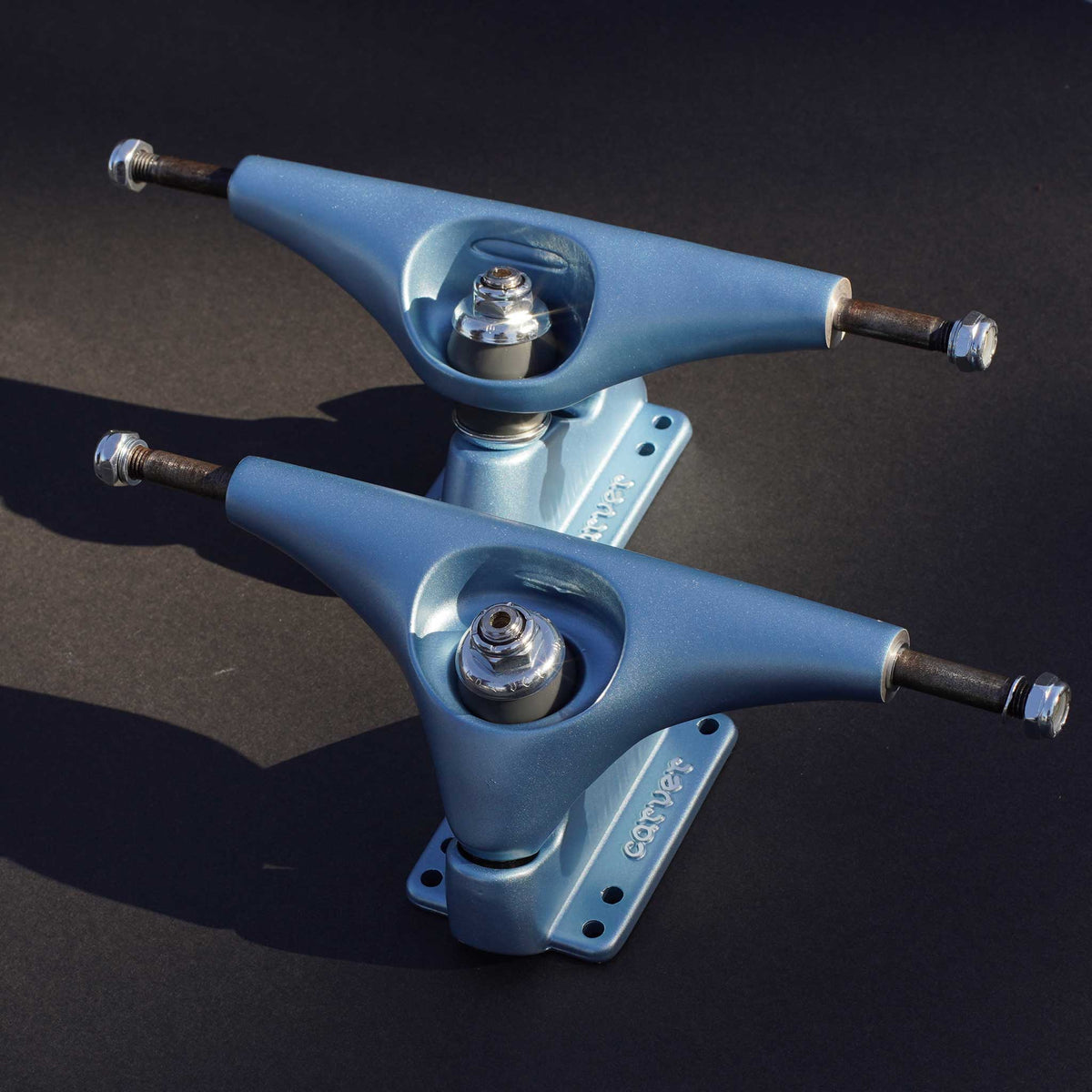 Carver Trucks CX 6.5" — photo lifestyle 1