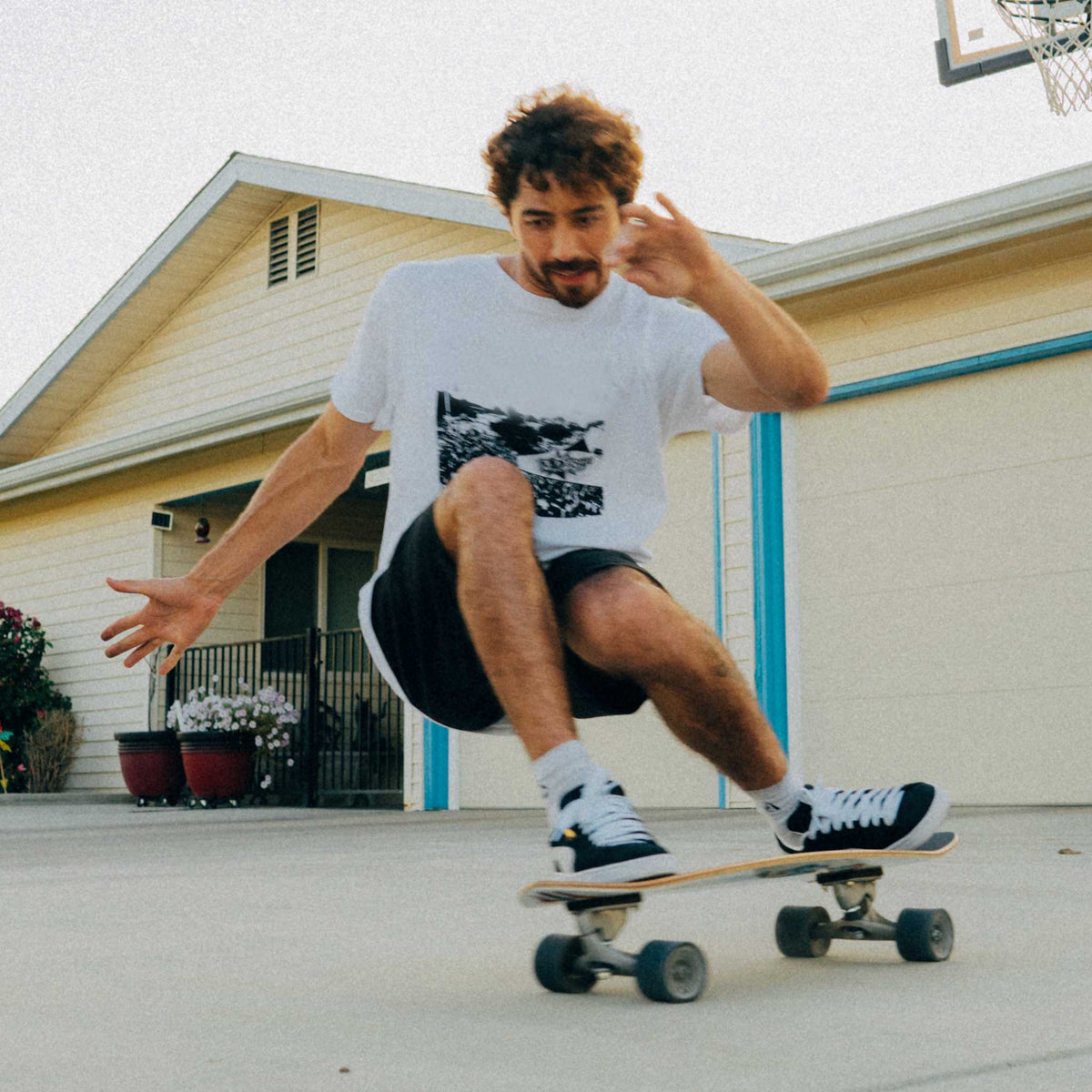 Carver Yago Fire Goat — Yago Dora en appui sur le nose