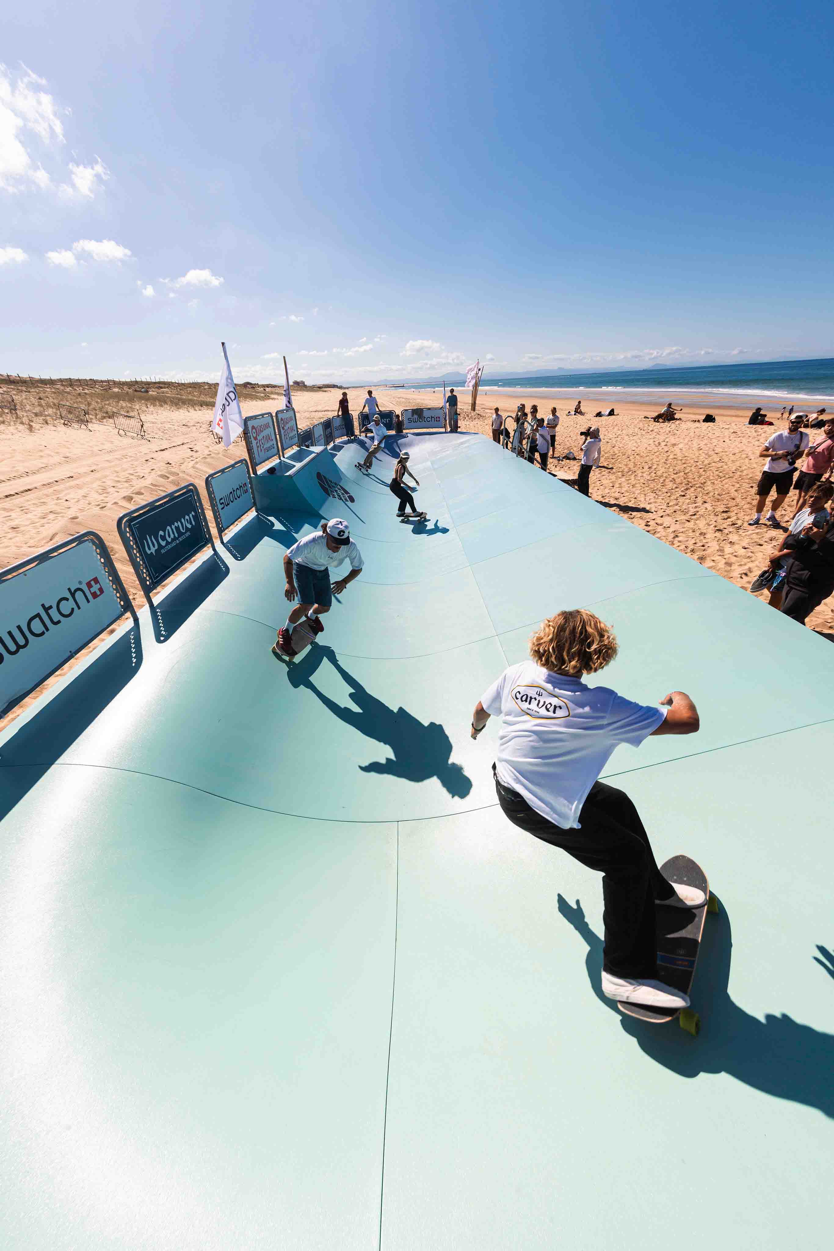 Riders sur la rampe Carver